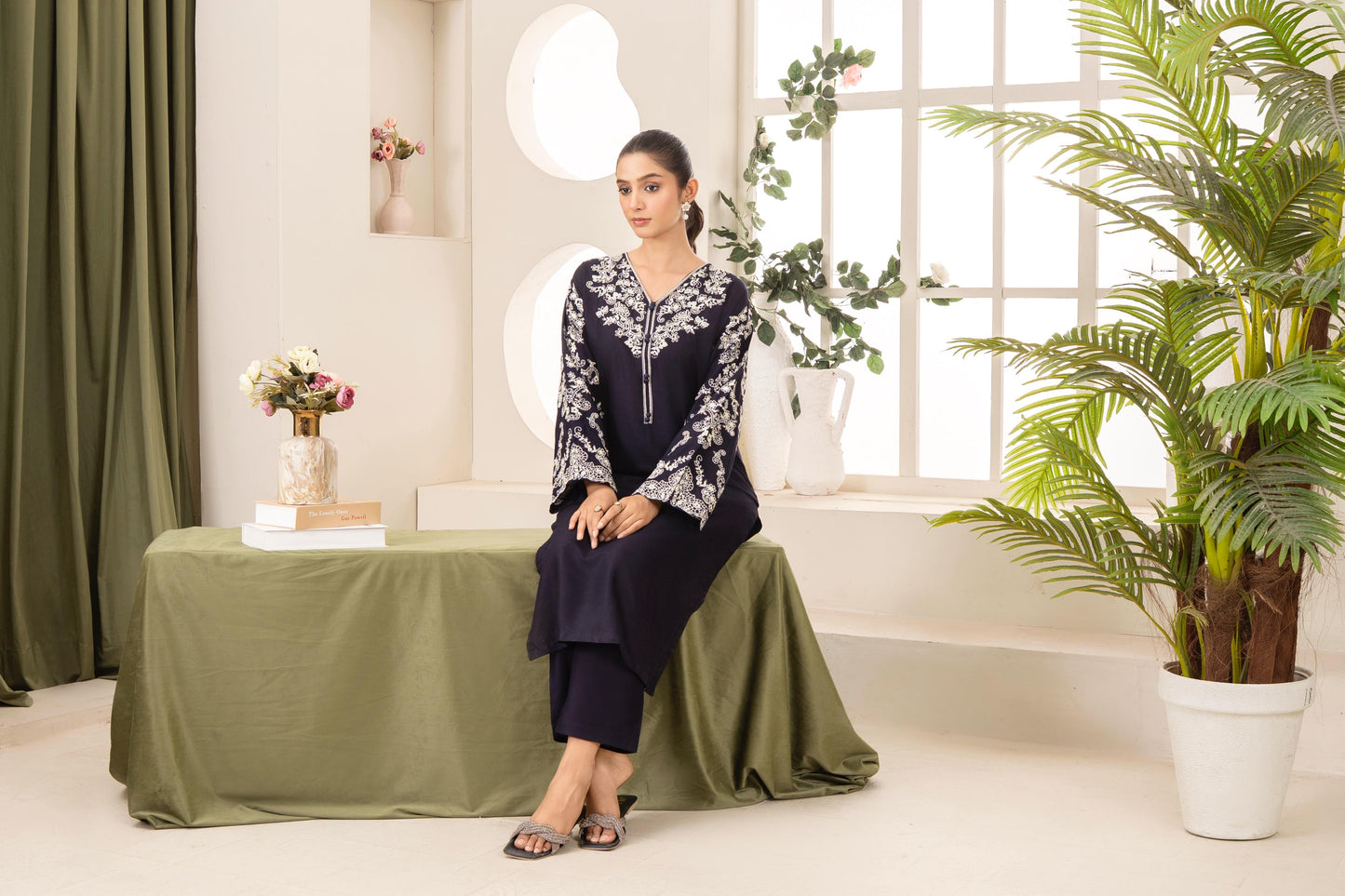 NOVA EMBROIDERY 2PC