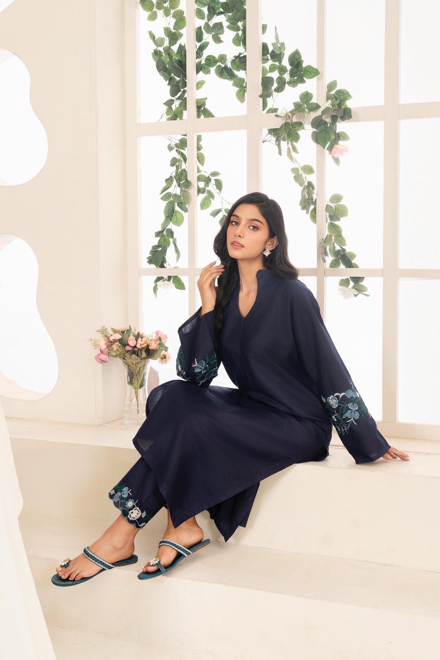 ZUMAR EMBROIDERED 2PCS