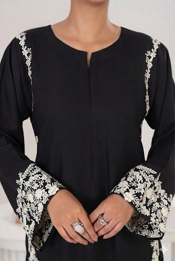 BLACK MARGARITA EMBROIDERED 2PCS