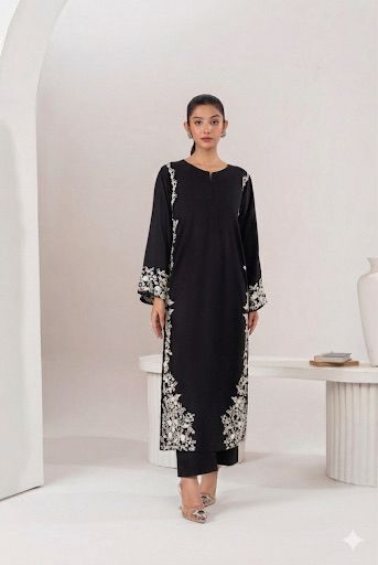 BLACK MARGARITA EMBROIDERED 2PCS