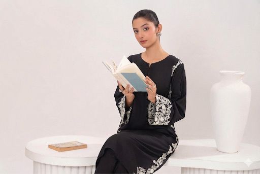 BLACK MARGARITA EMBROIDERED 2PCS