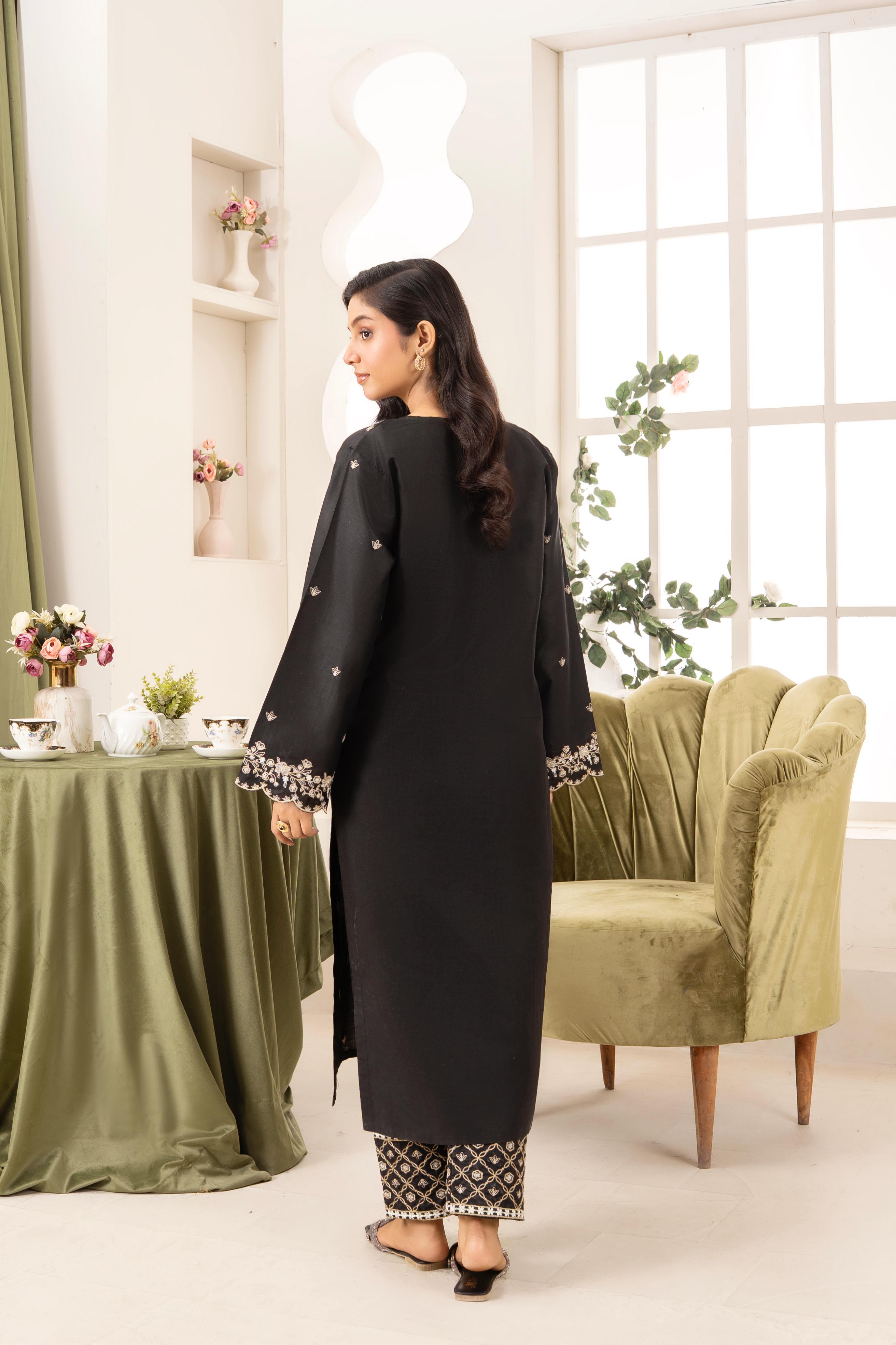 BLACK PEARL EMBROIDERED 2-PCS