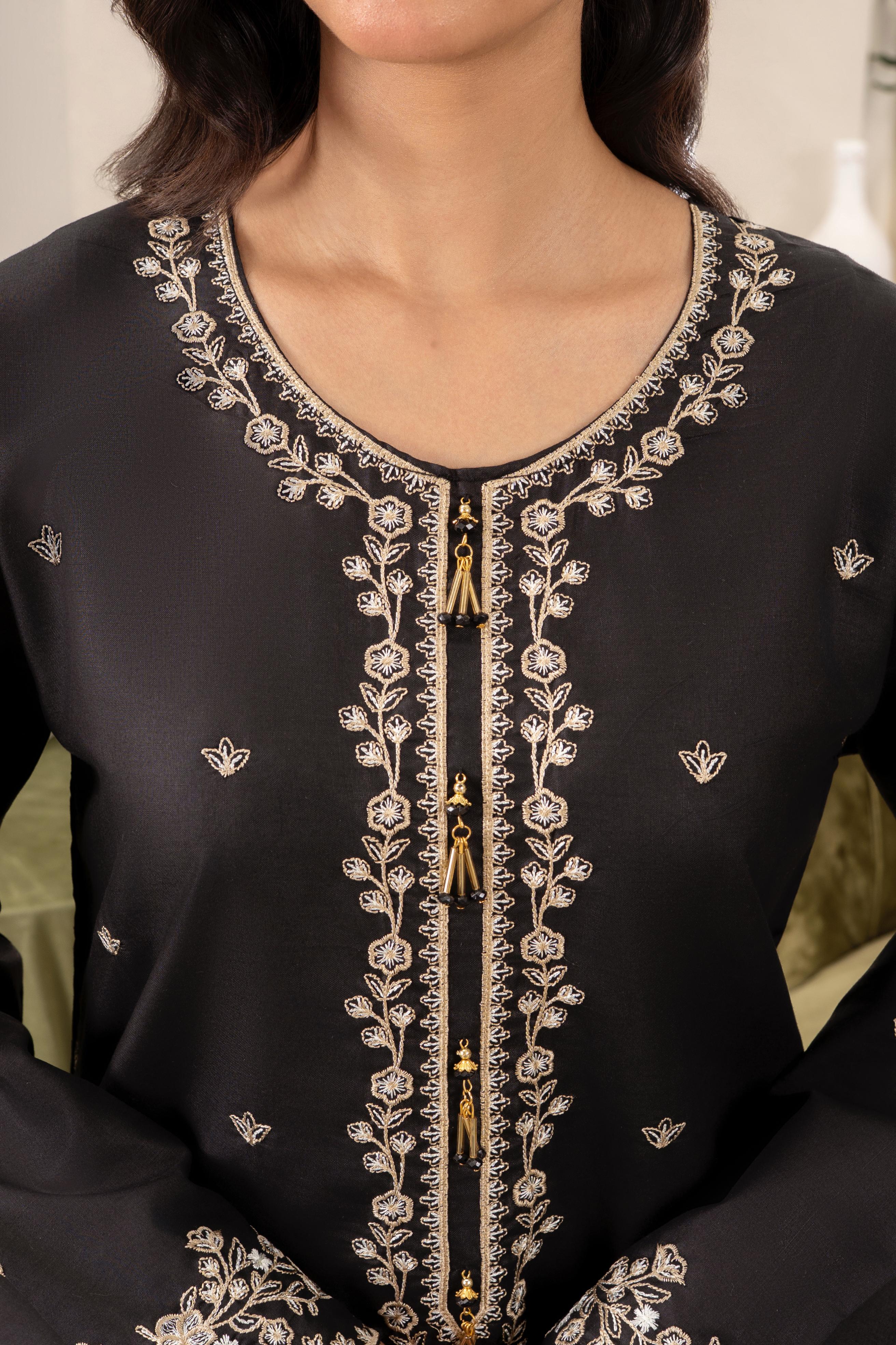 BLACK PEARL EMBROIDERED 2-PCS