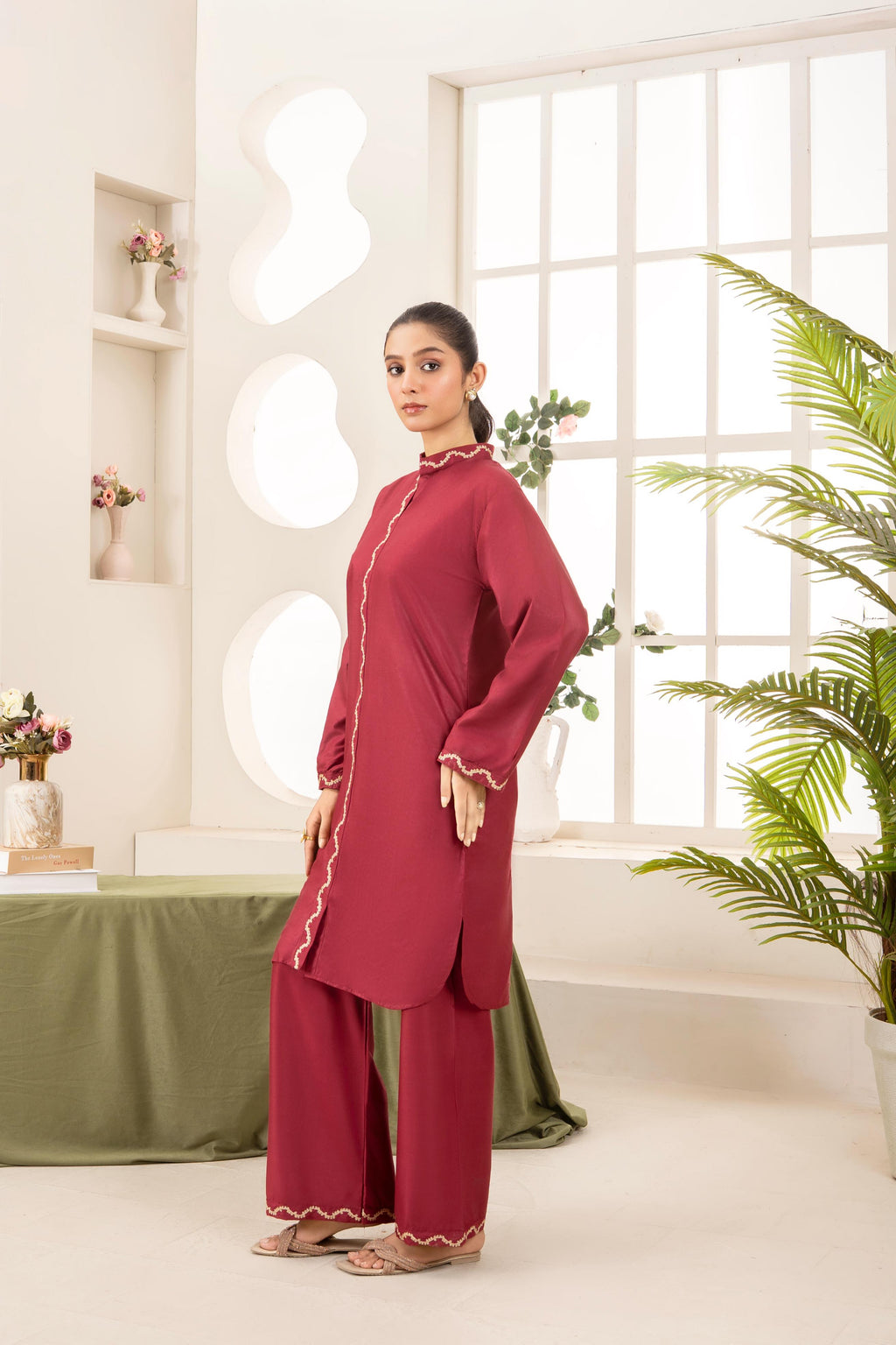 DASTAN EMBROIDERED 2-PCS