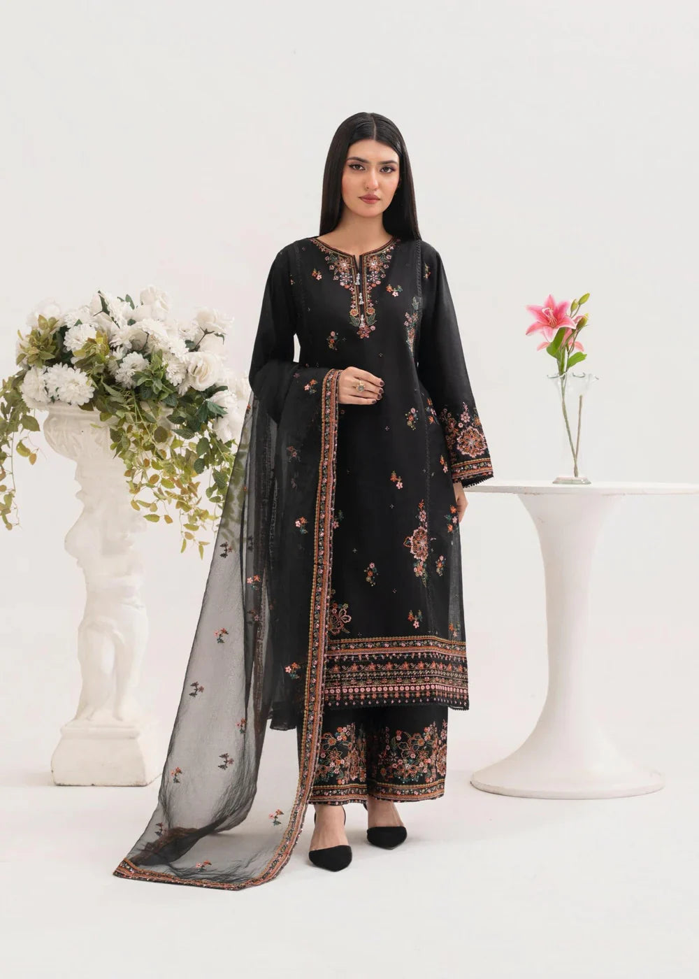 HAREEM EMBROIDERED 3PCS - Stylish Collection